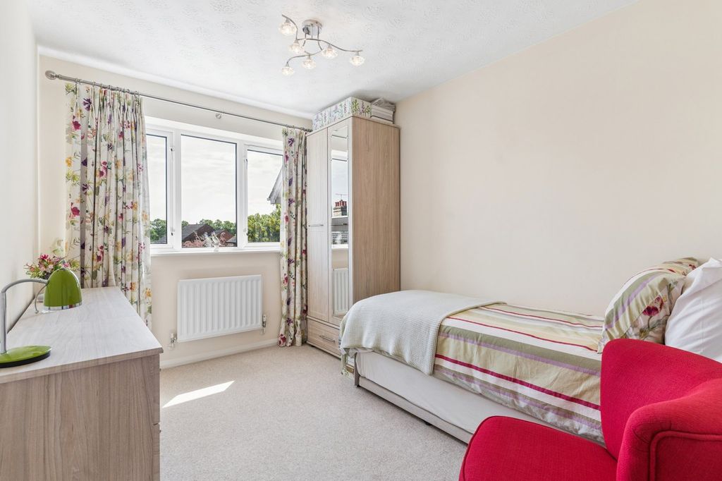 Additional image 14 of 4 bed detached house for saleTalbot Street, Hitchin SG5