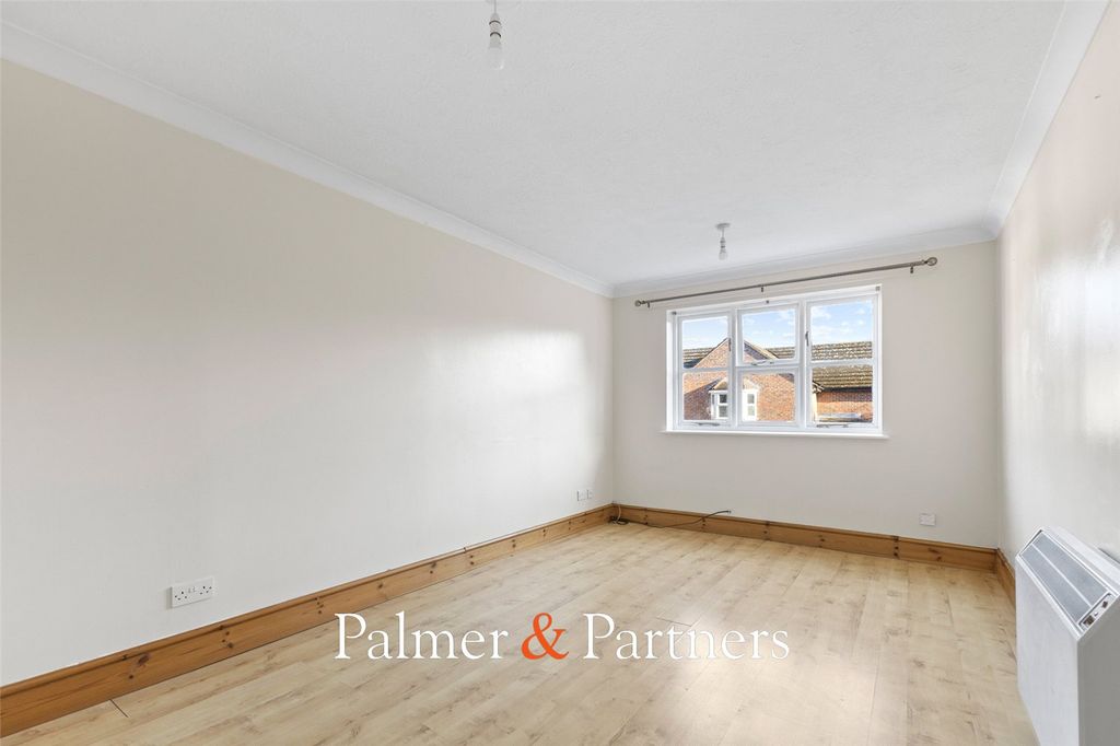 Property photo 3 of 12 Picture No. 26