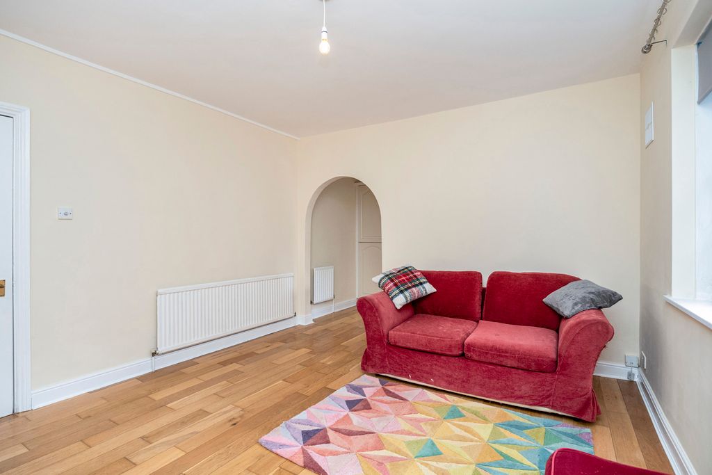 Property photo 3 of 20 Pbox-Img.Jpg