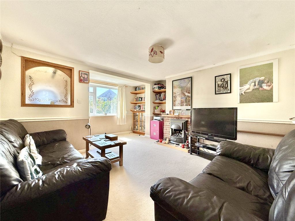 Property photo 2 of 8 Picture No. 09