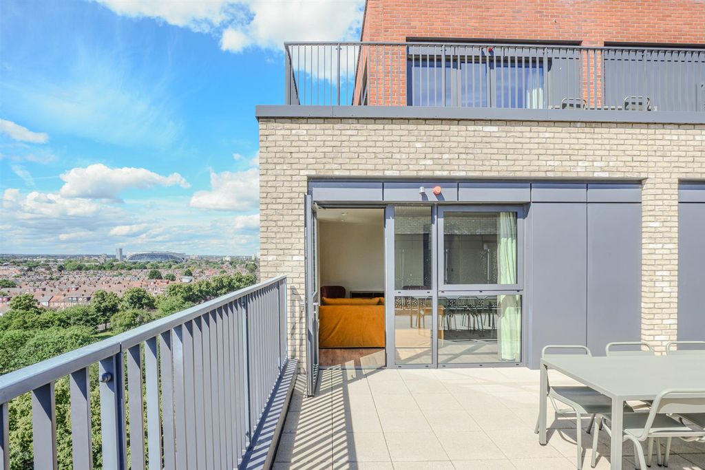 Property photo 2 of 16 2.Jpg