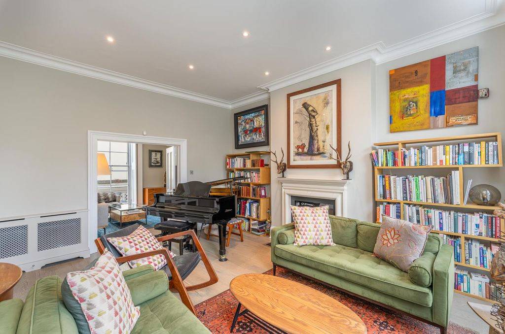 Property photo 3 of 9 008.Jpg