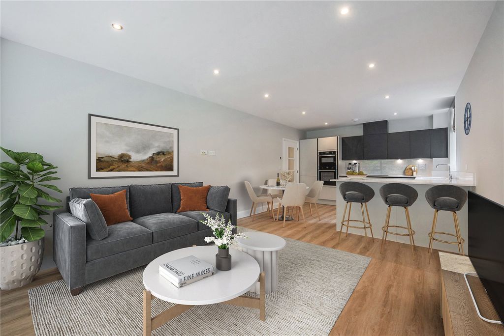 Property photo 2 of 12 Open Plan Living
