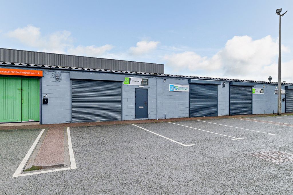 Property photo 2 of 6