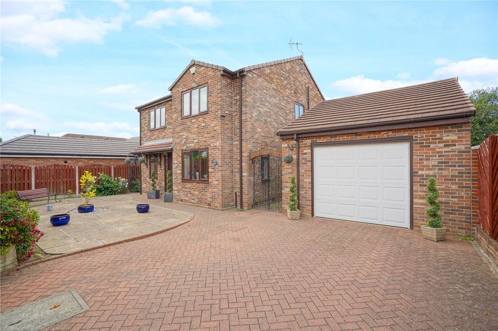 Property photo 1 of 25 Picture No. 21