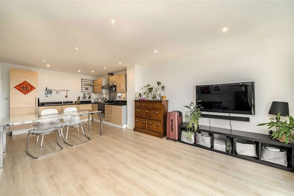 Property photo 2 of 5
