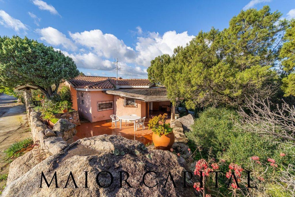 Property photo 2 of 25