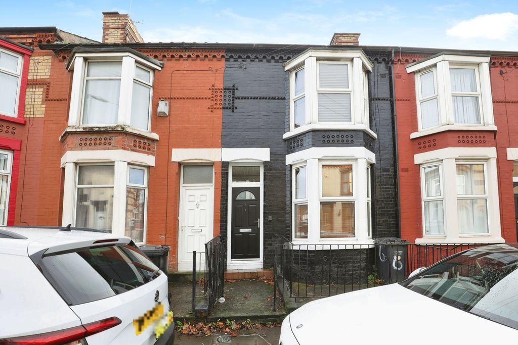 Property photo 2 of 15