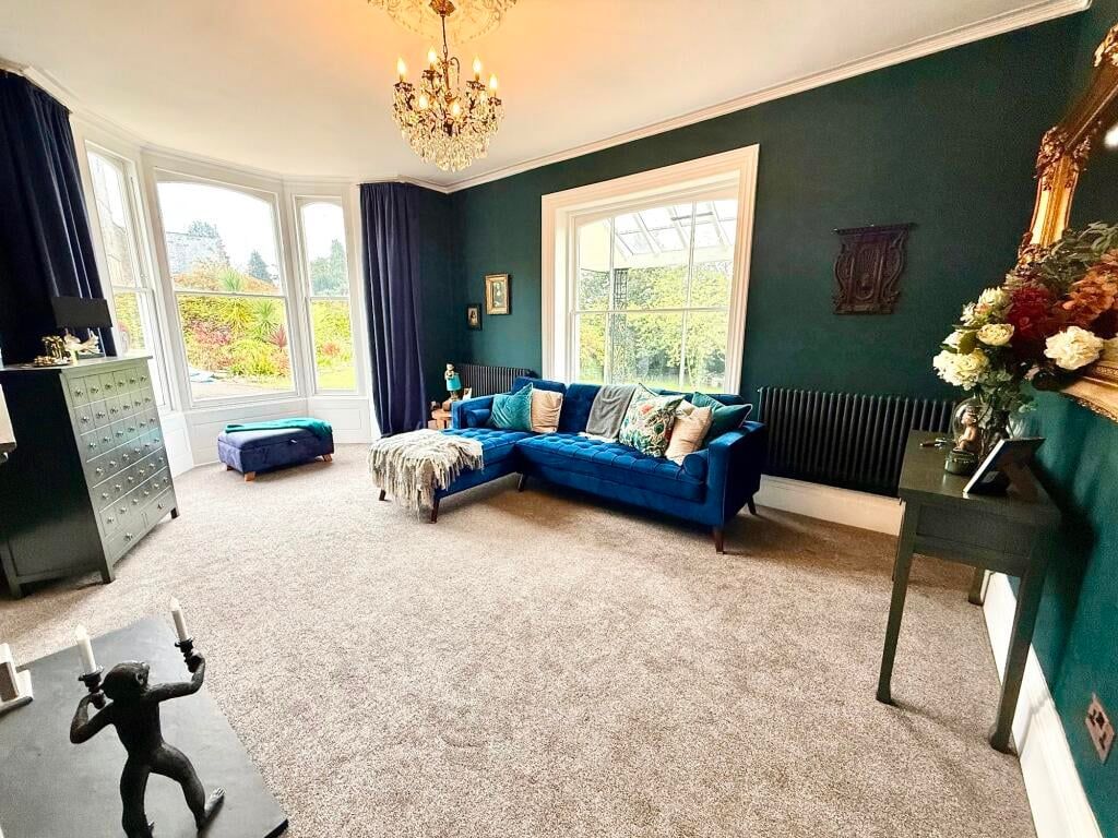 Property photo 2 of 37