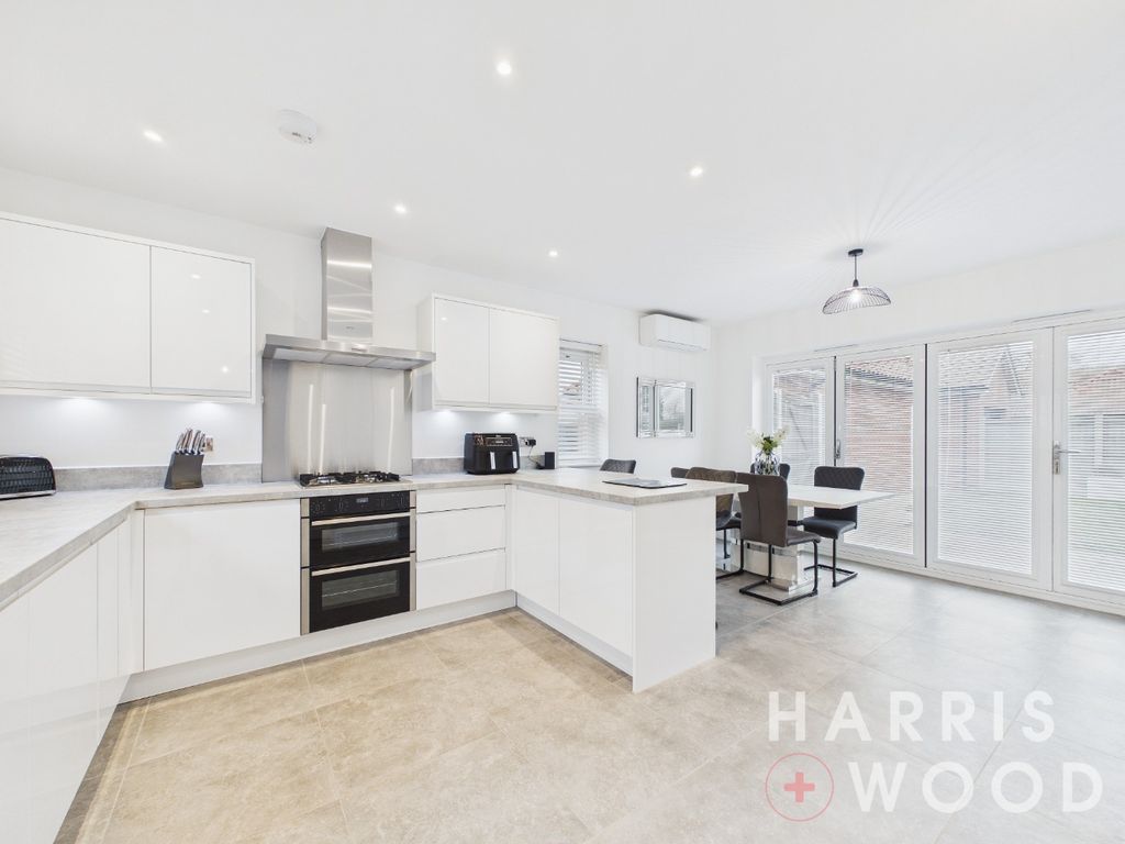 Property photo 2 of 25 4895622