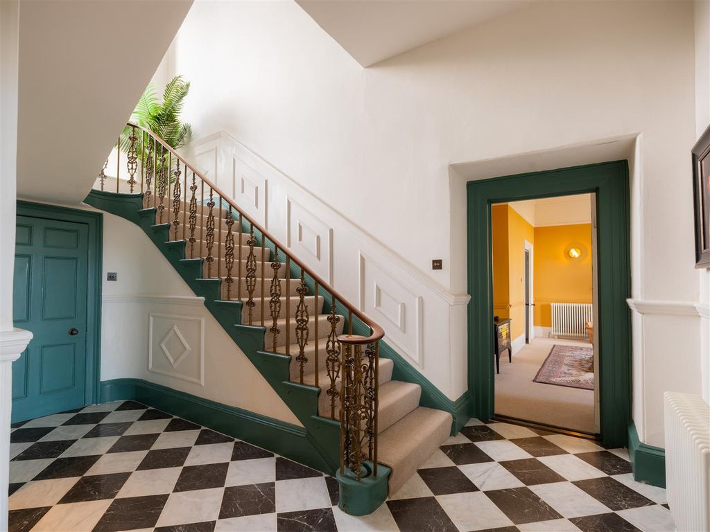 Property photo 3 of 46 Entrance Hall & Stairs