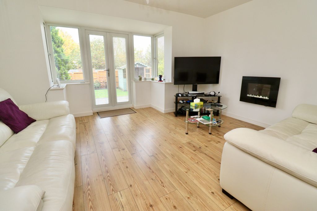 Property photo 2 of 20 Img_4415