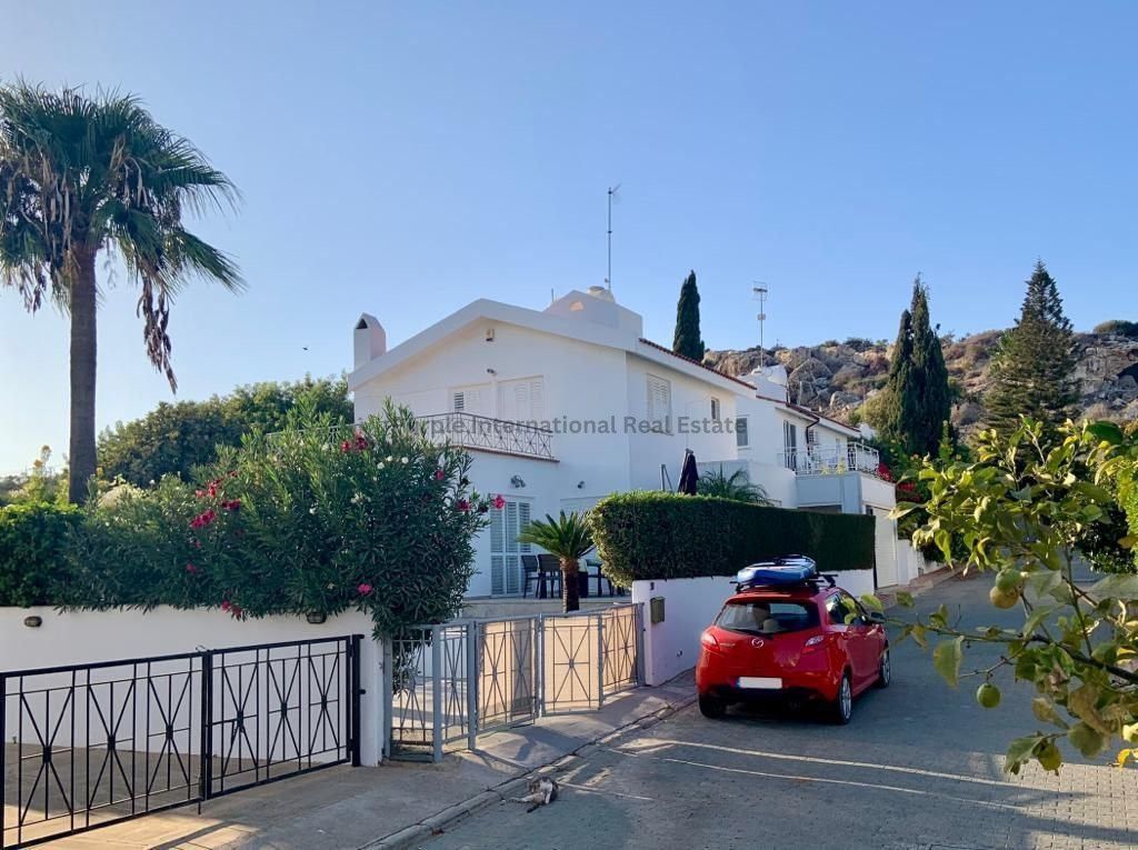 Property photo 1 of 33