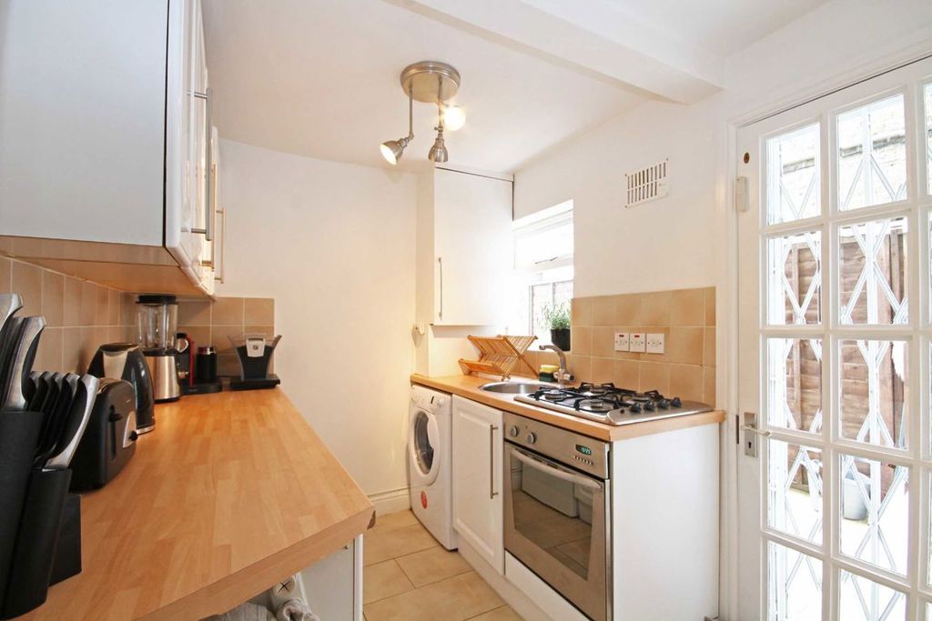 Property photo 2 of 4