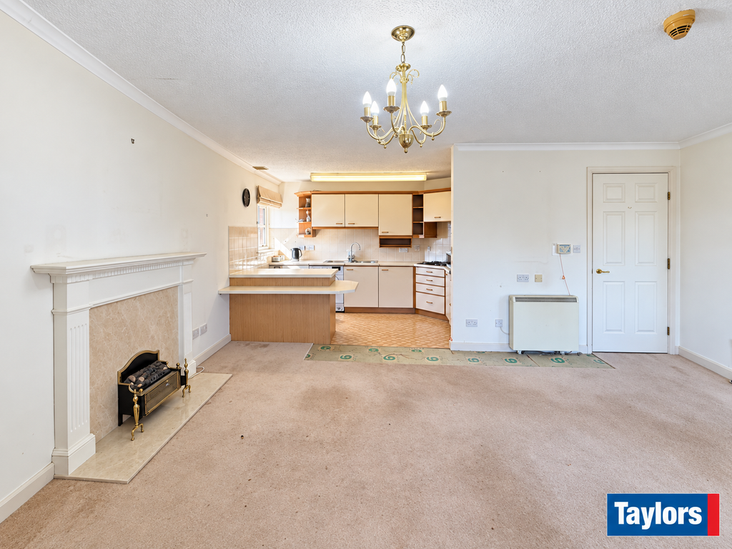 Property photo 3 of 13