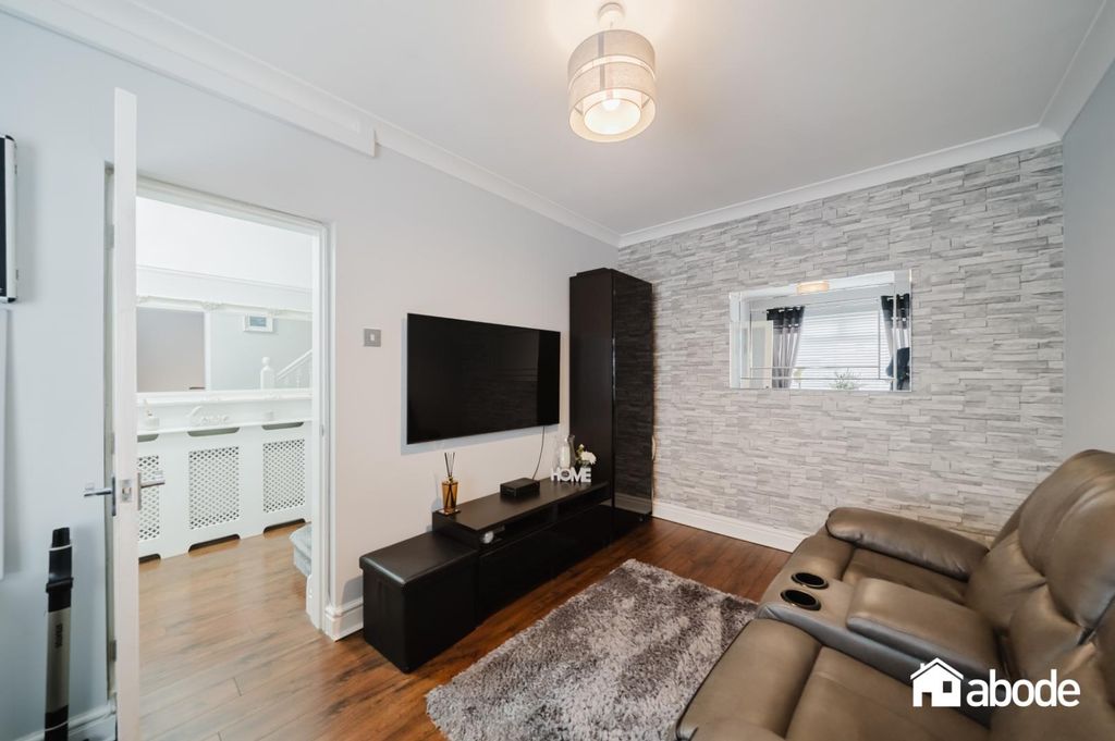 Property photo 3 of 27 Dsc00281-Hdr.Jpg