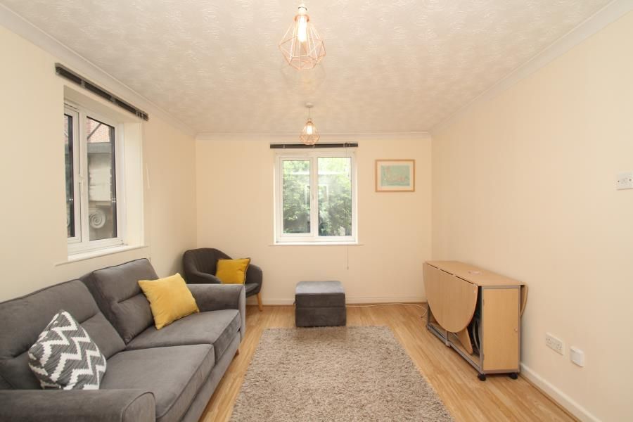 Property photo 2 of 7