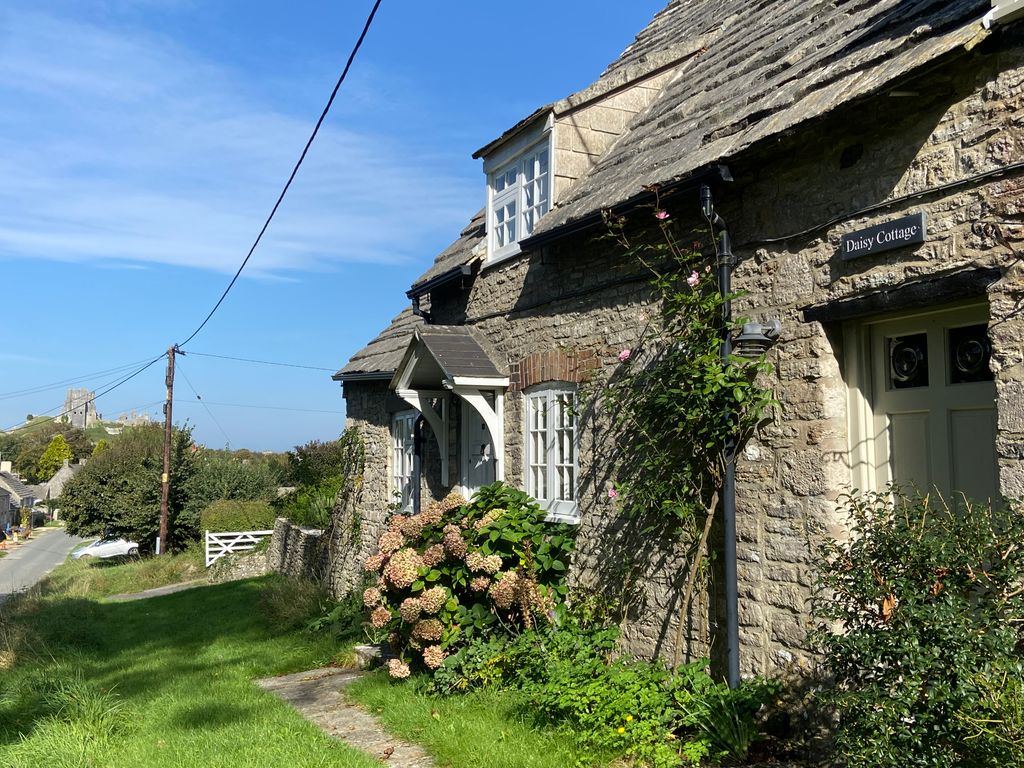 Property photo 3 of 14