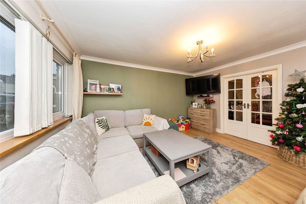 Property photo 3 of 18 Picture No. 08