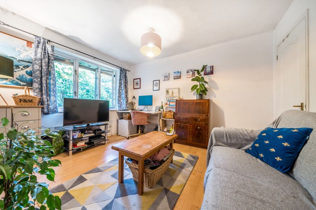 Property photo 1 of 7 1163481 (2)