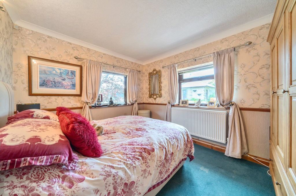 Additional image 17 of 3 bed detached bungalow for saleGrains Road, Shaw, Oldham, Greater Manchester OL2