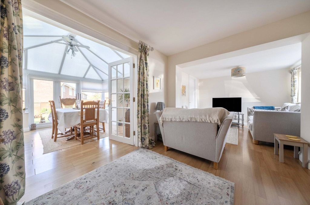 Property photo 2 of 15 Living Room