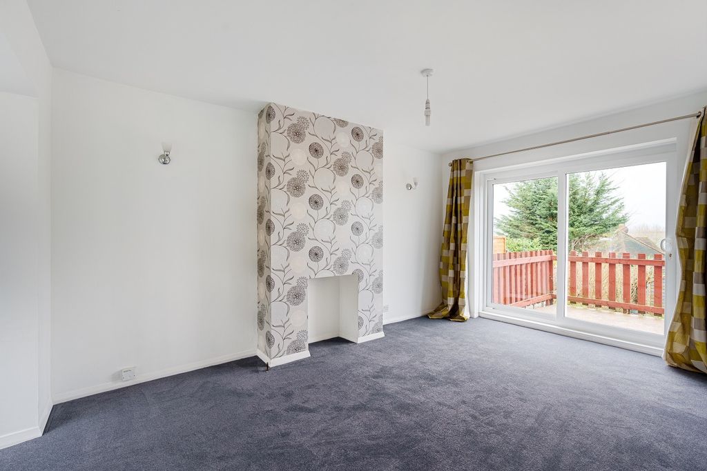 Property photo 2 of 18 4369482