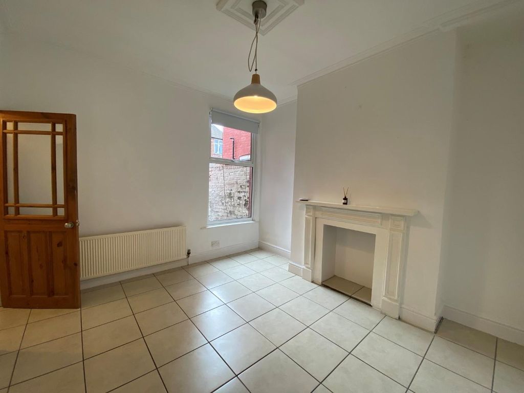 Property photo 3 of 12 8.Jpg