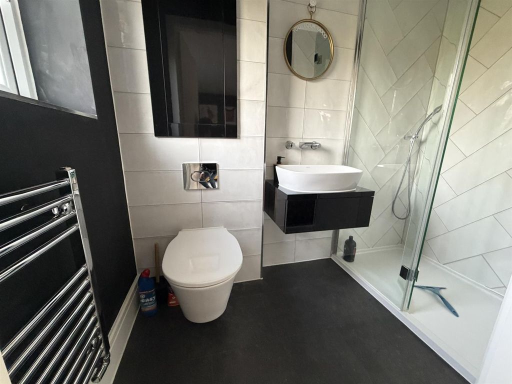 Additional image 25 of 5 bed property for saleButtercup Drive, Daventry NN11