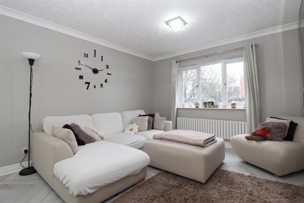 Property photo 2 of 15 Img_5573.Jpeg