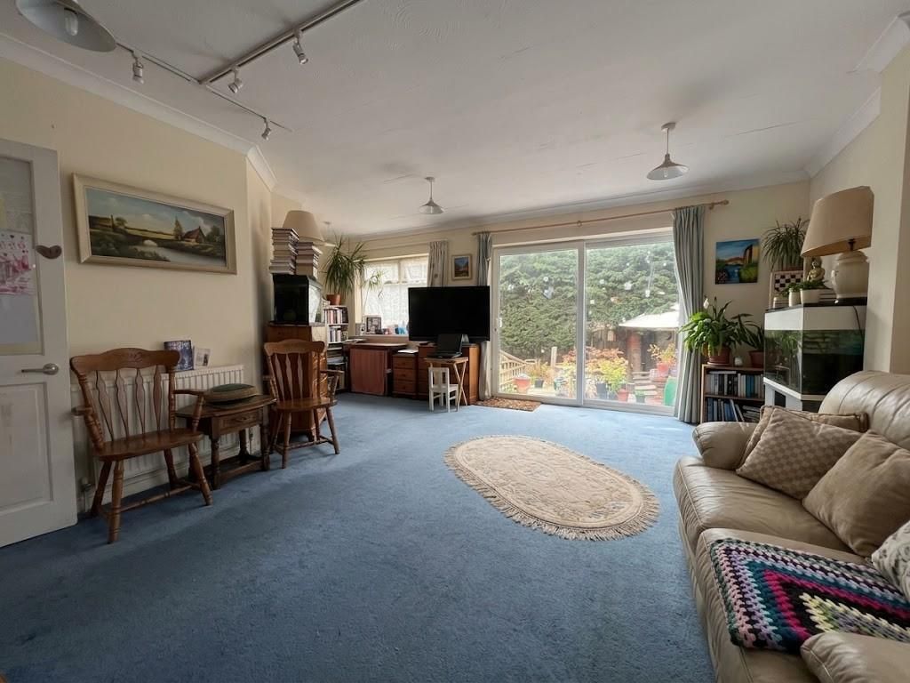 Property photo 3 of 12 8.Jpg