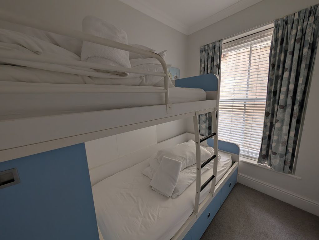 Property photo 3 of 9