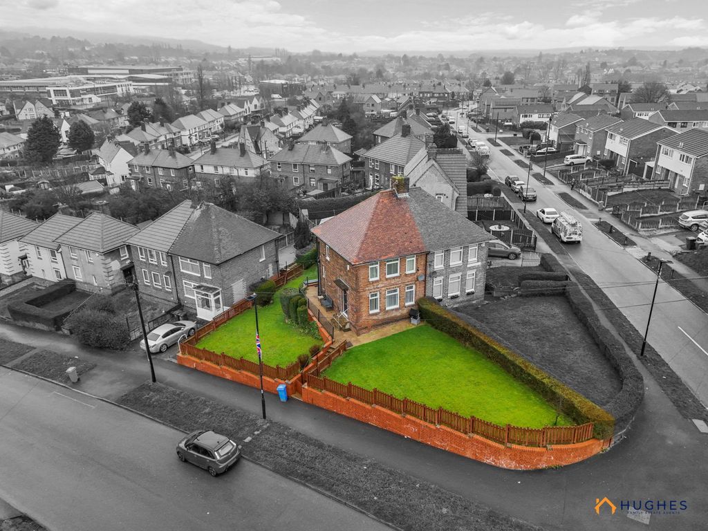 Property photo 1 of 26