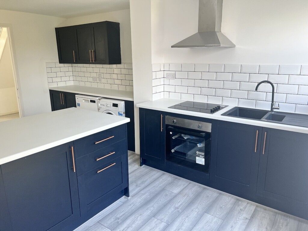 Property photo 2 of 11 3Ff58F79-Dbdb-42Dd-9