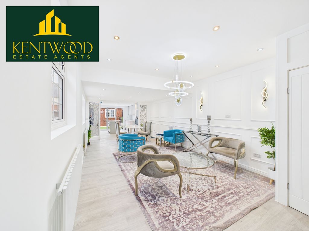 Property photo 3 of 15 Gallery