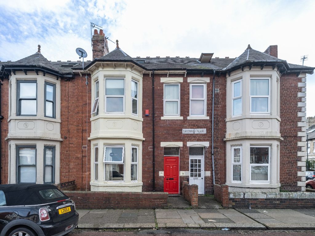 Property photo 2 of 14 3692281
