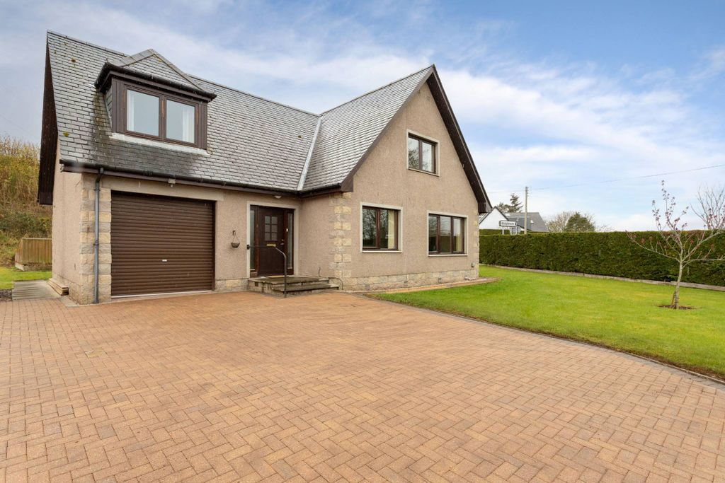 Property photo 1 of 30