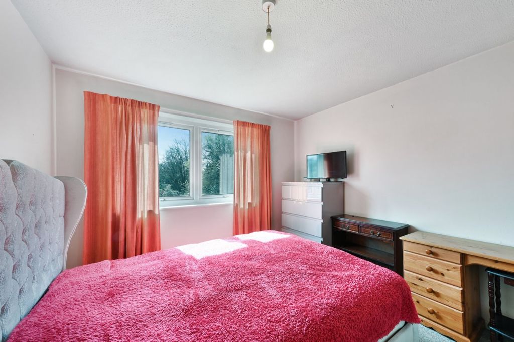 Property photo 3 of 15 Picture No. 09