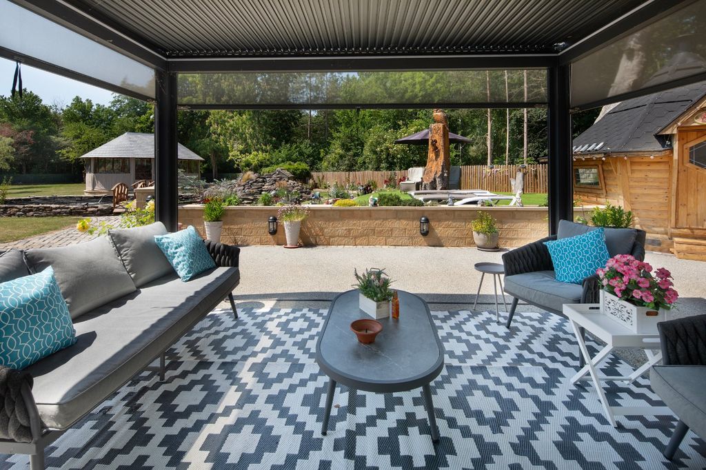 Property photo 2 of 14 Covered Terrace