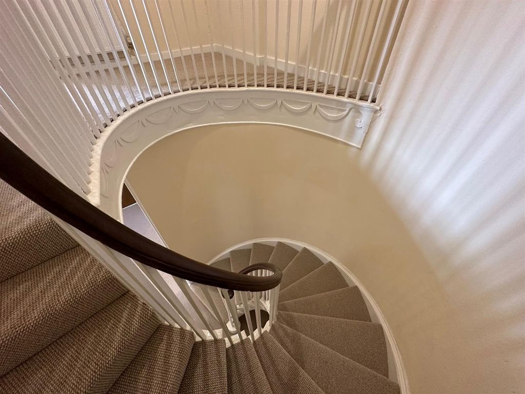 Property photo 3 of 17 Stairs