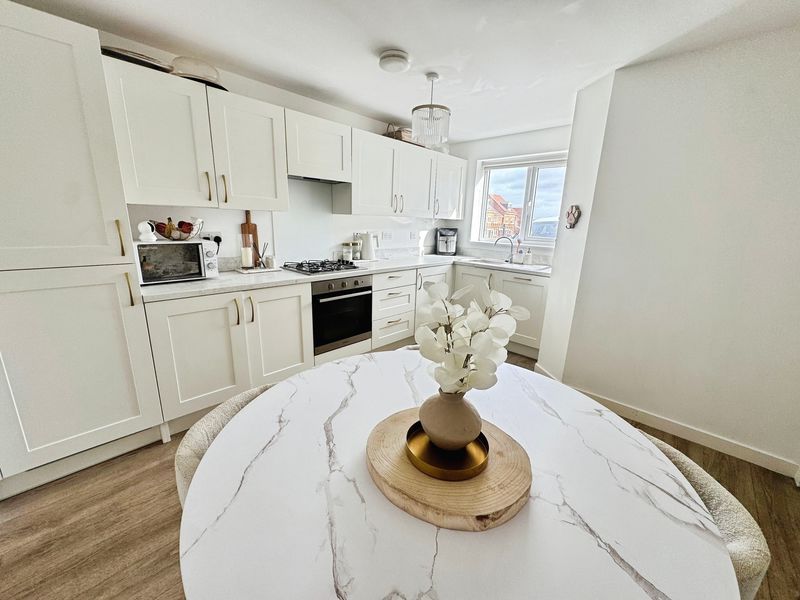 Property photo 2 of 9 Photo 7