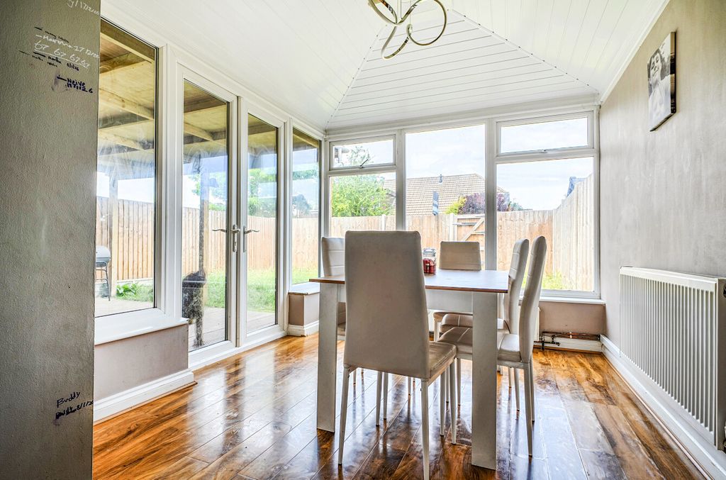 Property photo 3 of 18 1459804-7-6A34610...
