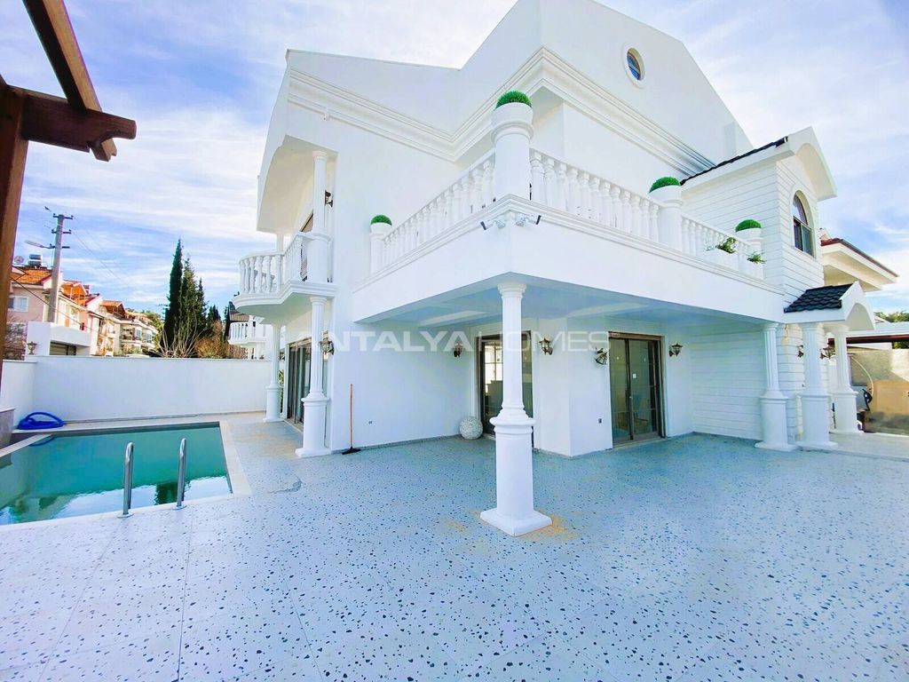 Property photo 1 of 34