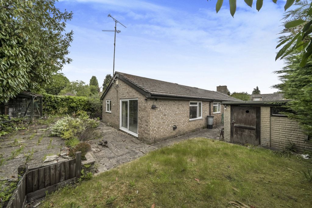 Property photo 2 of 17 Picture No. 26