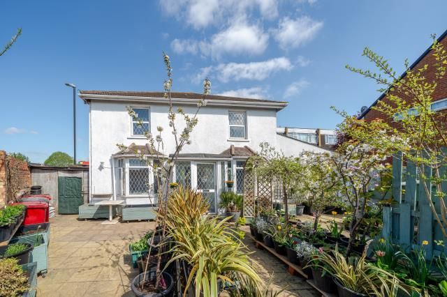 Property photo 1 of 21 External View