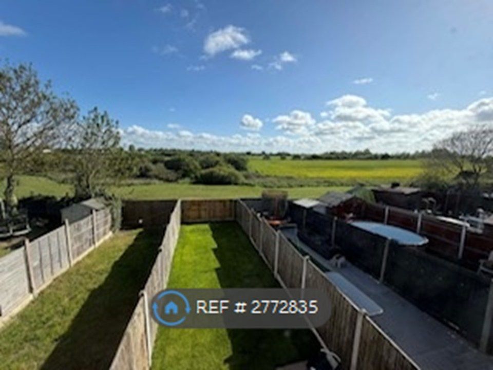 Property photo 3 of 11