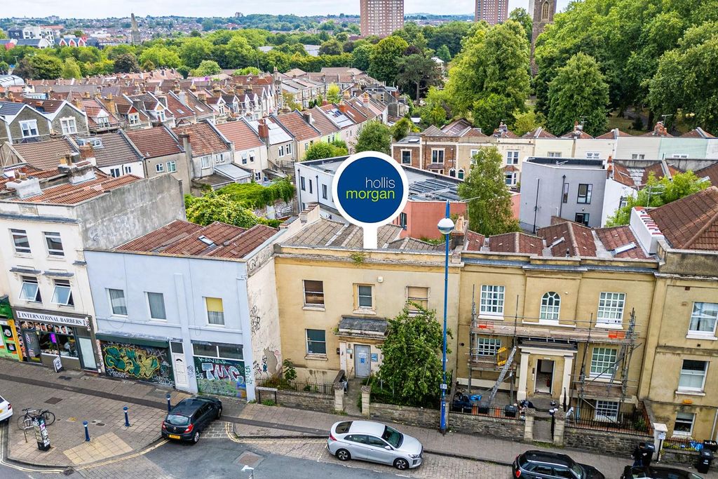 Property photo 3 of 38 Albert Villa, 146 Grosvenor Road, St Pauls, Bristo