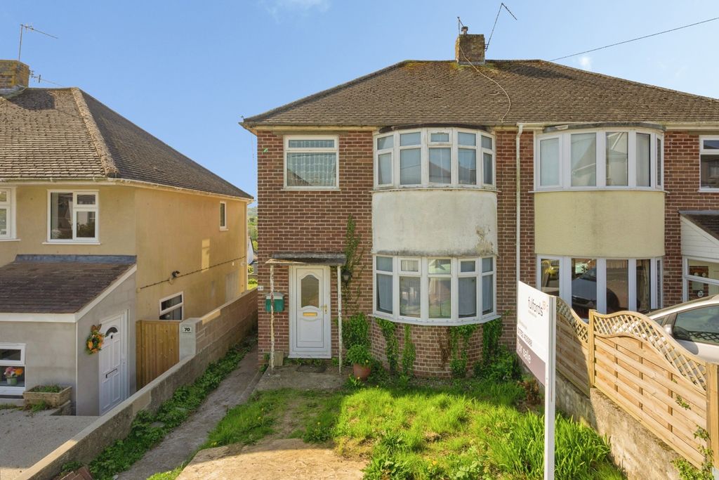 Property photo 1 of 17 Pbox-Img.Jpg