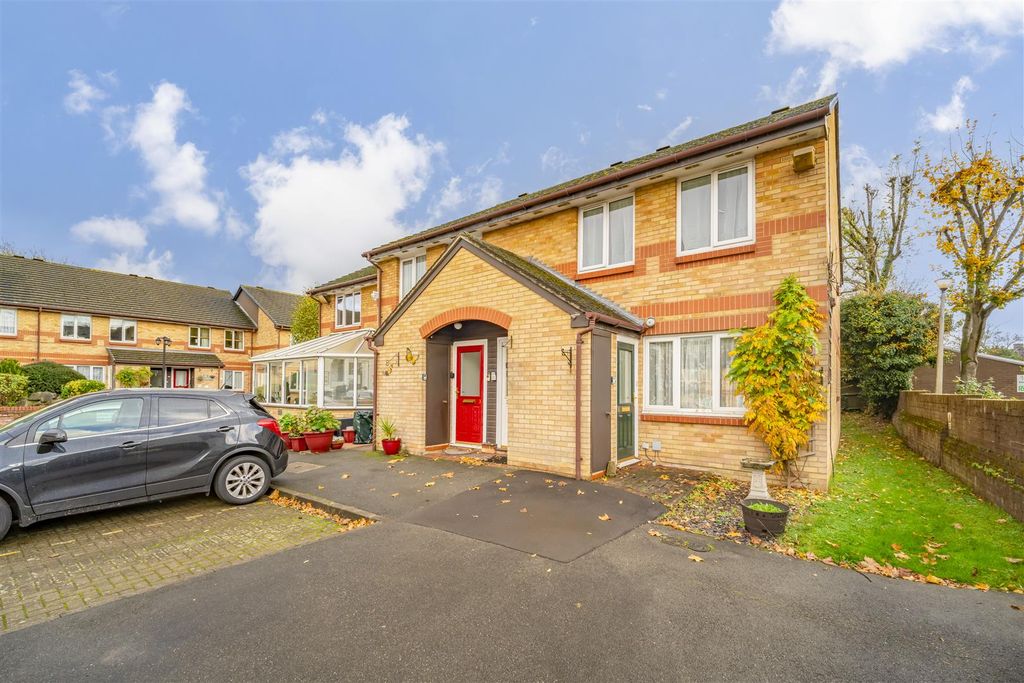 Property photo 1 of 9 Externals2.Jpg