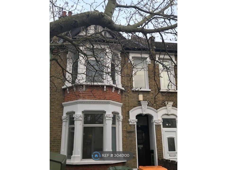 Property photo 1 of 10 Front
